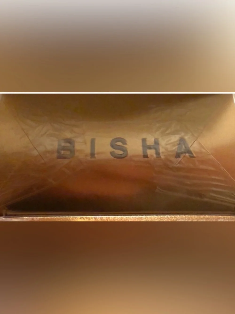 BISHA Essential Setting Powder “Tokyo Translucent” Compact in Shimmery Gold 20g
